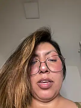 Sala de chat en directo de Miickinow