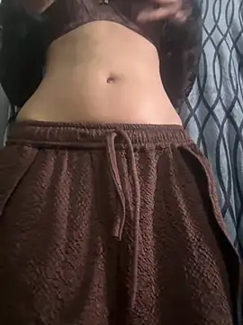 BabyNyraa live-chat rom