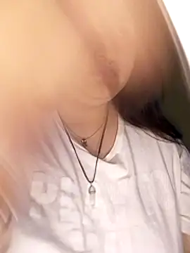 LauraHorny69 Live chatroom