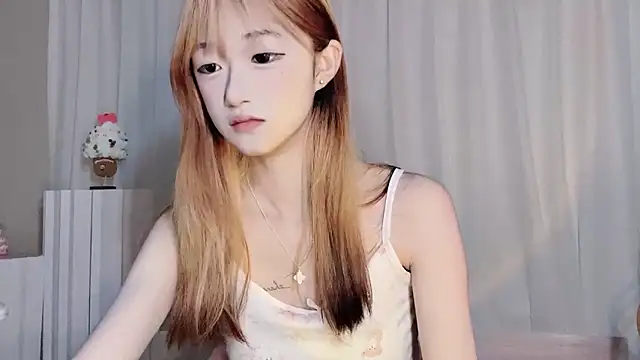 غرفة دردشة qingqing_love2025 المباشرة
