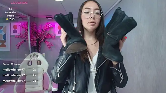 Veronica_miiller Live Chatraum