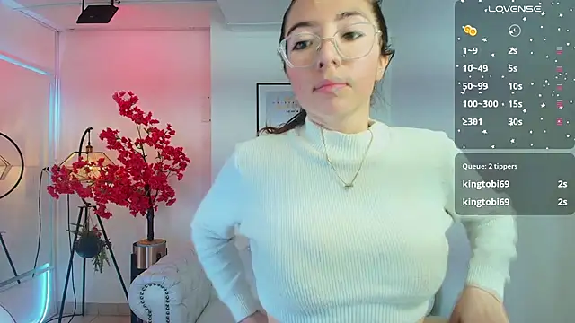 חדר צ'אט בשידור חי של Veronica_miiller