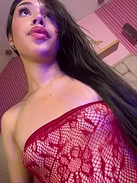 DollCamila – live sex-cam-show