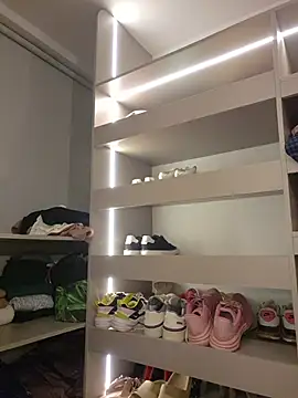 Ina_Jody_ Adlı Modelin Canlı Sohbet Odası