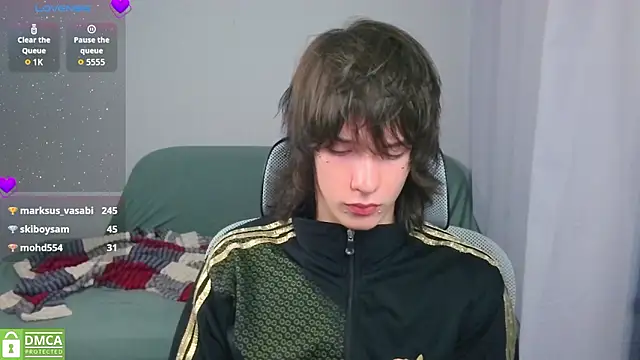 عرض كام LeonBoykisser