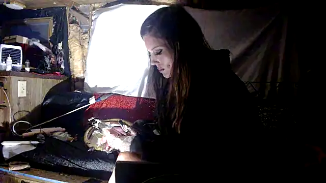 allymoon1369 Live chatroom
