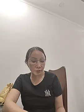 Sala de chat en directo de Famrita