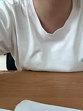 ห้องแชทสดของ Donna9696