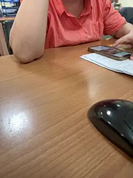 Donna9696 – Naživo chatovacia miestnosť