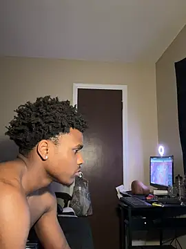 Bigdicktrick227 লাইভ সেক্স ক্যাম শো