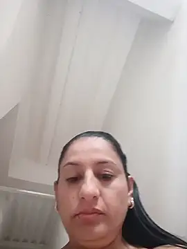غرفة دردشة Salvaje_ambitious المباشرة