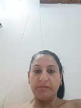 Chat soba uživo modela Salvaje_ambitious