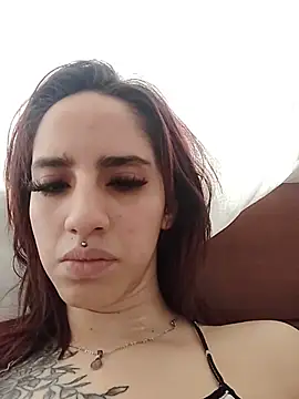 Sala de chat ao vivo de elodie_rouge