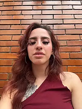 elodie_rouge 现场聊天室