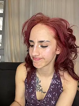 elodie_rouge – live chatrum