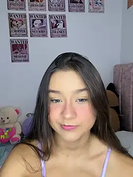 ivette_swan Adlı Modelin Canlı Sohbet Odası
