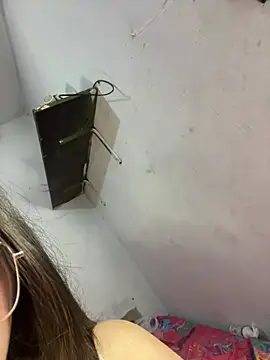 millyalc0ck লাইভ চ্যাট রুম