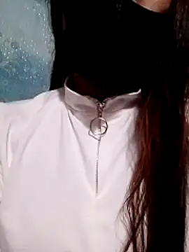 Gummiesu Adlı Modelin Canlı Sohbet Odası