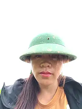 Jooj- Cameră chat live