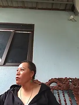 Jooj- Cameră chat live