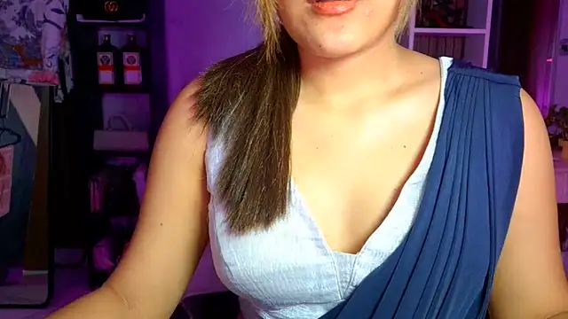 _Maanvi_ чат на живо