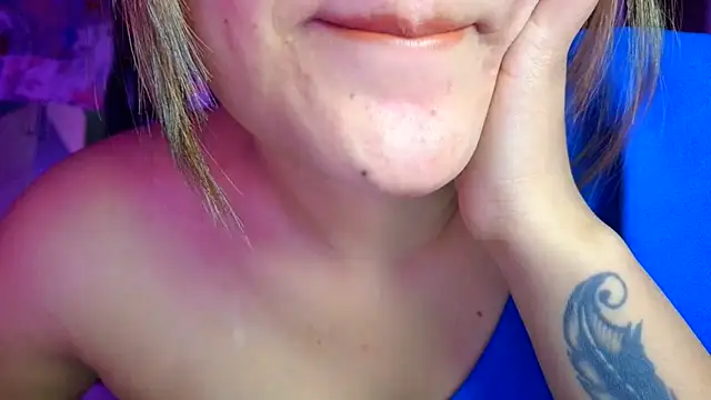 _Maanvi_ Show Webcam