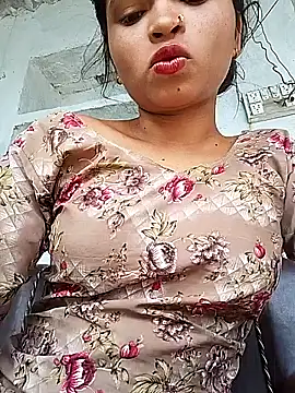 Jyoti_rathor Adlı Modelin Canlı Sohbet Odası