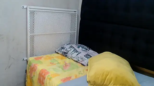 SlenderMatureMilfx Cameră chat live