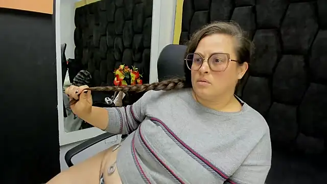 Sarah_Boobs_: онлайн-чат