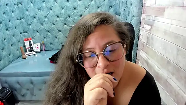 Sala de chat en directo de Sarah_Boobs_