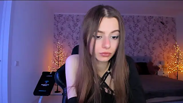 Hot_Molly5's Live Chat Room