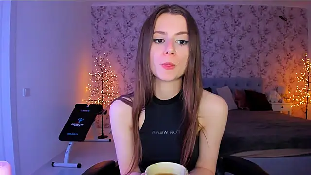 Hot_Molly5 Adlı Modelin Canlı Sohbet Odası
