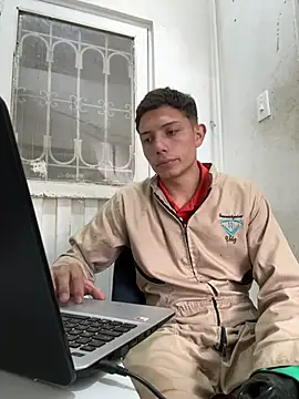 Živá chatovací místnost santiObrero