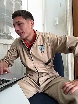 Chat soba uživo modela santiObrero