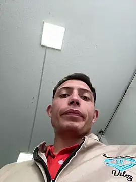 santiObrero – Naživo XXX chat