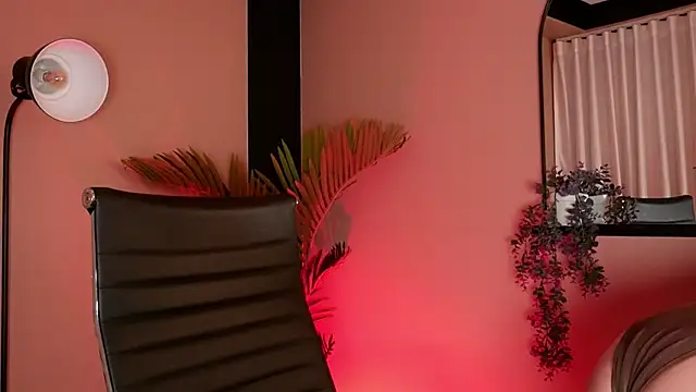 Živá chatovací místnost Nanis_dash