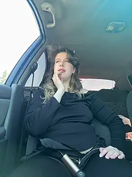 LilianBliss élő chatszobája