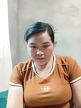 nana_nana99 Adlı Modelin Canlı Sohbet Odası
