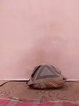 Chat soba uživo modela nikkyguddi
