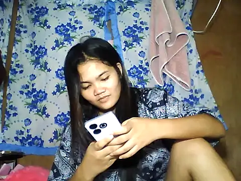 ห้องแชทสดของ PinaySkinnyJust18