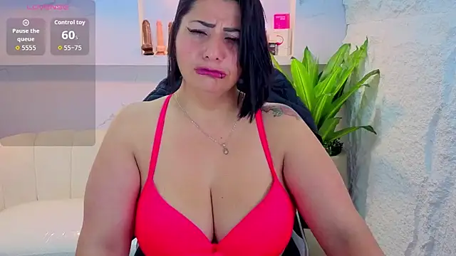 angele_roux_tp Adlı Modelin Canlı Sohbet Odası