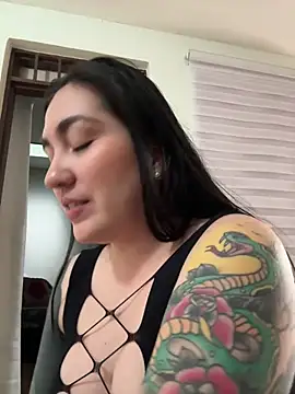 KathiaJenner Live chatroom