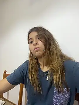 Živá chatovací místnost baddieasiantv
