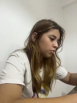 baddieasiantv Live Chatraum