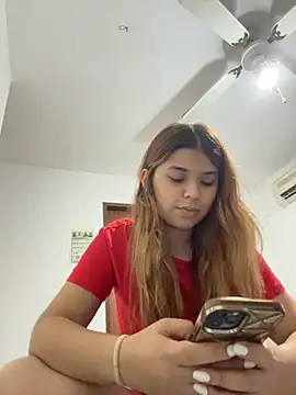 baddieasiantv Live Chatraum