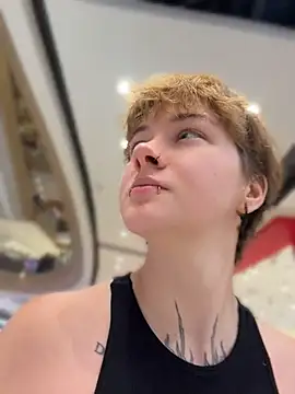 IceMur Cameră chat live