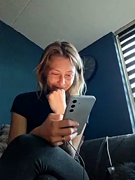 dewimp1 live-chat rom