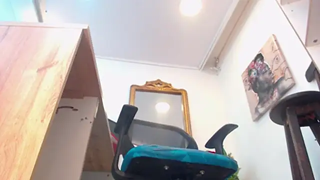 Miia_Rosee_ Cameră chat live