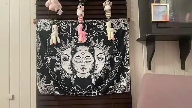 xopeachybaby Adlı Modelin Canlı Sohbet Odası