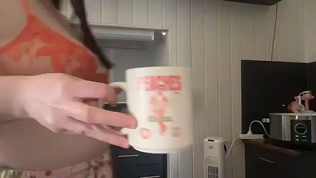 xopeachybaby Live Chatraum